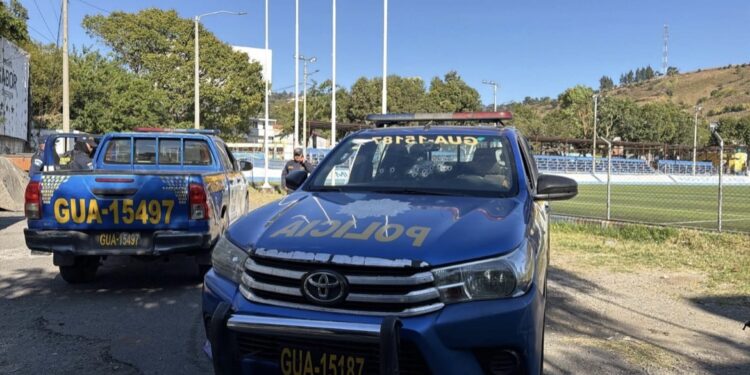 Ataques armados contra policías sacuden Guatemala: reportan agentes de la PNC fallecidos y heridos en distintos municipios