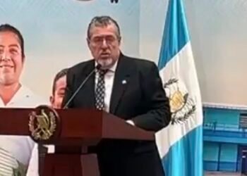 Presidente de Guatemala exige resultados a la Justicia en estado de sitio y reporta capturas en primeras horas