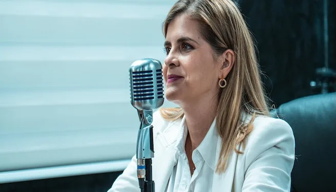 Costa Rica: la oficialista Laura Fernández lidera intención de voto y podría ganar en primera vuelta