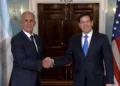 Presidente electo de Honduras recibe otro espaldarazo de EE UU al reunirse con secretario de Estado