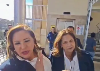 Honduras ofrece recompensa de más de 12,000 dólares para dar con el responsable de lanzar explosivo a diputada