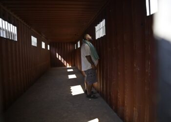 Guatemala traslada a cabecillas de pandillas a celdas reforzadas y Arévalo asegura que no tendrán privilegios