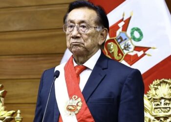 Congreso de Perú nombra a izquierdista Balcázar como presidente interino del país