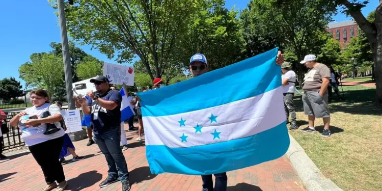 Justicia de Estados Unidos mantiene suspendido el TPS para Honduras