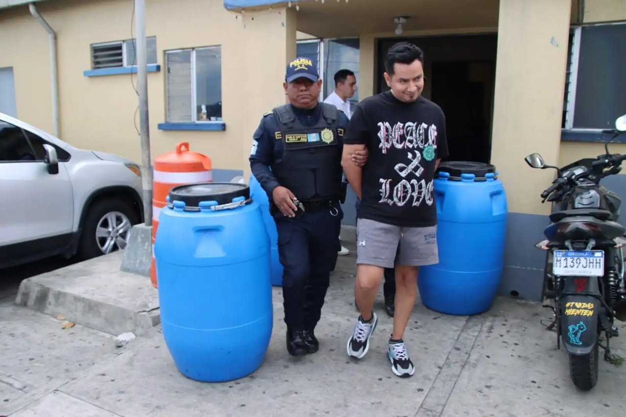 Capturan en Guatemala a familiar de cabecilla del Barrio 18 fugado de Fraijanes II