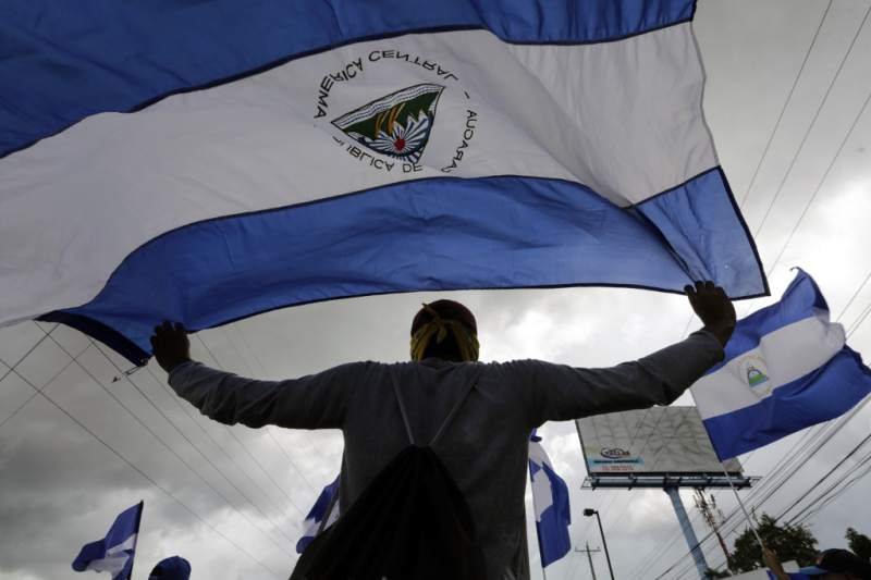 Más de 342,000 nicaragüenses han pedido asilo desde 2018 por la represión de la dictadura Ortega-Murillo, revela informe de la ONU
