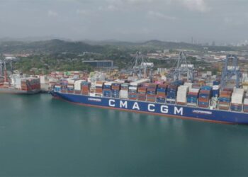 Panamá reactiva puertos Balboa y Cristóbal y garantiza operación 24/7 bajo supervisión de la Autoridad Marítima Portuaria