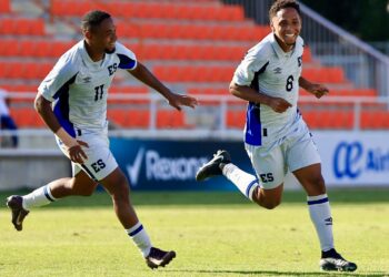 El Salvador vence 1-0 a Martinica con gol agónico en la CONCACAF Series