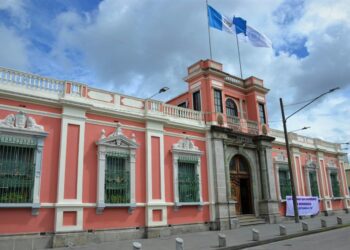 Experta advierte grandes desafíos para el nuevo TSE de Guatemala y propone restructurar capacitaciones de organismos temporales