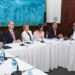 Gobierno de Panamá y transportistas acuerdan mecanismo para estabilizar precios del combustible y evitar alza del pasaje