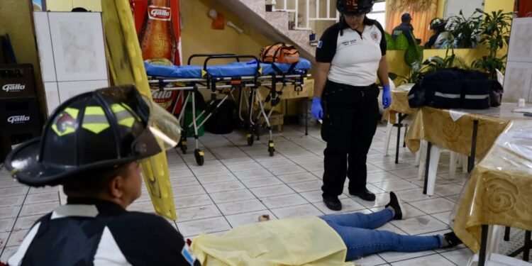 Masacre en Guatemala deja 6 muertos y agrava crisis de violencia en medio de estado de emergencia