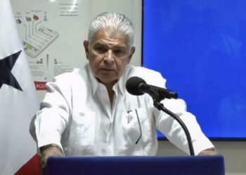 Presidente Mulino advierte mensaje político de China en retención de barcos panameños 