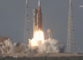 Artemis II despega con éxito en histórica misión tripulada lunar