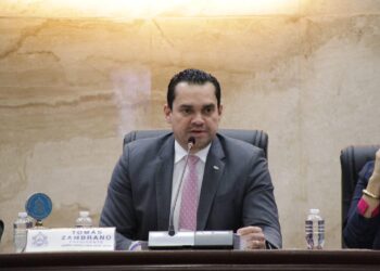 Presidente del Congreso hondureño dice juicio político no es revanchismo, persecución, amenaza ni venganza