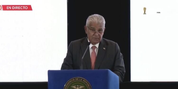 Presidente de Panamá asegura que disminuyen las tensiones con China por retención de buques y advierte que su país no acepta arbitrariedades