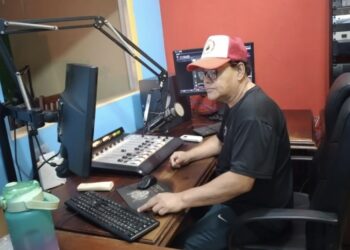 Dictadura de Nicaragua cierra dos radioemisoras más y confisca equipos de transmisión