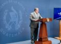 Presidente de Guatemala dice que país ha dejado atrás el secuestro de instituciones de justicia tras cambio de fiscal general