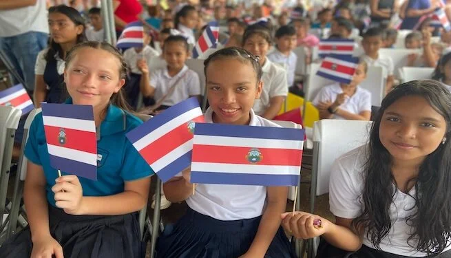 Costa Rica cerró 16 centros escolares por baja matrícula de estudiantes durante 2026