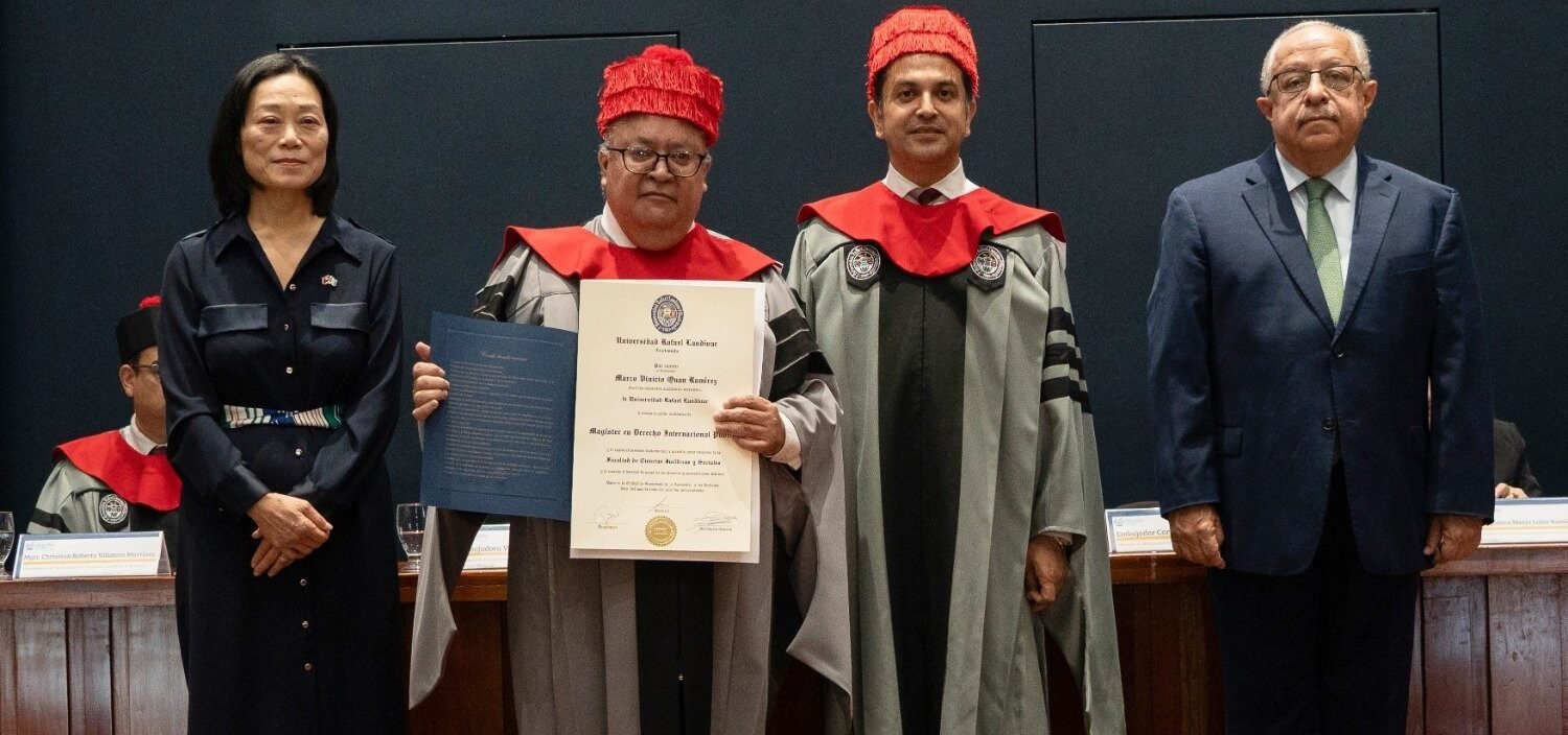 Taiwán impulsa formación diplomática en Guatemala con graduación de maestría en Derecho Internacional