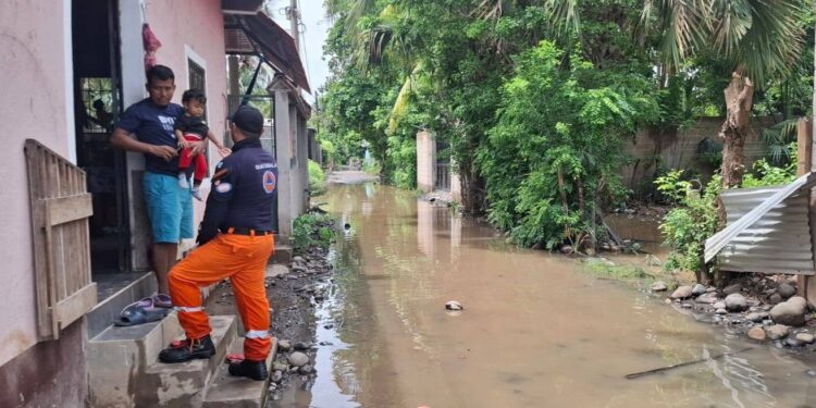 Temporada de lluvias en Guatemala dejan seis fallecidos y más de 5,000 afectados mientras aumentan las emergencias