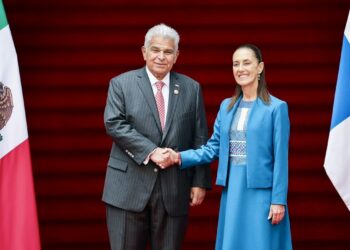 Panamá y México acuerdan fortalecer comercio, inversiones y cooperación durante reunión entre José Raúl Mulino y Claudia Sheinbaum