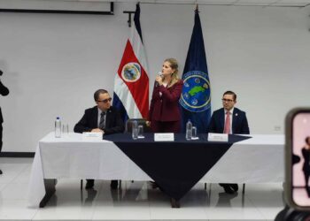 Presidenta de Costa Rica convoca al Consejo de Seguridad ante amenazas en redes sociales y filtraciones