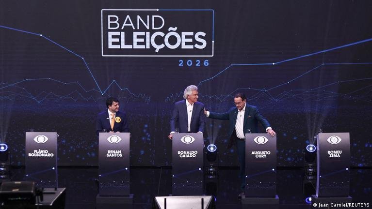 Los dos favoritos a la Presidencia de Brasil faltan al primer debate pese a concentrar el 72 % de la intención de voto