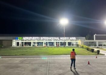 Juegos pirotécnicos obligan a avión de Avianca a abortar aterrizaje al norte de Guatemala
