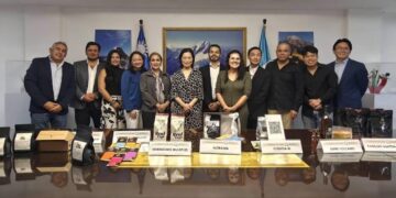 Empresas guatemaltecas llevan café, miel y chocolate a feria de alimentos en Taiwán