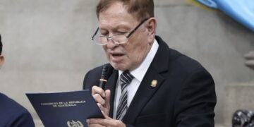 Luis Contreras es reelegido presidente del Congreso de Guatemala para 2027-2028