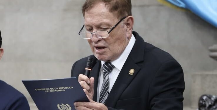 Luis Contreras es reelegido presidente del Congreso de Guatemala para 2027-2028