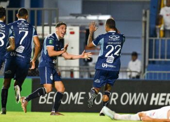 Cartaginés elimina a Olimpia con un gol agónico y jugará su primera final centroamericana