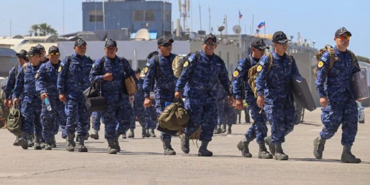 Fuerza internacional confirma llegada de más militares salvadoreños a Haití para buscar a cuatro secuestrados