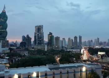 Panamá tiene menos desempleo, pero el 63% de los reclutadores ya filtra candidatos con IA