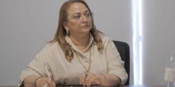 Presidente hondureño destituye a la ministra de Educación y otros dos funcionarios