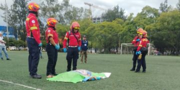 Asesinan al reconocido exfiscal guatemalteco Juan Francisco Solórzano Foppa en un ataque armado en cancha de fútbol