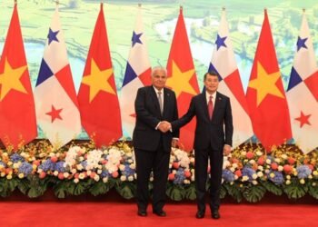 Presidente de Panamá cierra visita a Vietnam con acuerdos para atraer inversiones y abrir mercados en Asia