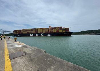Panamá mantiene cerrados varios puertos estatales tras el terremoto