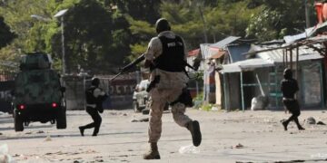 Intensifican la búsqueda de cuatro soldados salvadoreños desaparecidos en Haití tras una emboscada