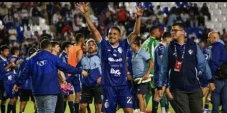 Cartaginés elimina a Olimpia con un gol agónico y jugará su primera final centroamericana