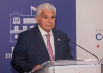 Presidente panameño dice no tomará una decisión apresurada sobre la mina de cobre: “No voy a repetir el error de decidir en cuatro días”