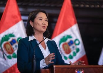 La presidenta del Perú viajará a El Salvador para reunirse con Bukele