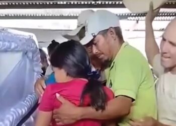 Fiscalía de Guatemala investiga si hubo negligencia en caso de adolescente dada por muerta que despertó tras 8 horas