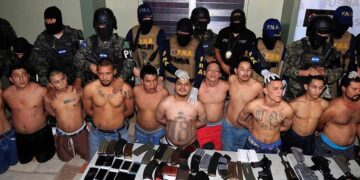 Honduras busca que pandilleros condenados por terrorismo cumplan el 100 % de sus penas de cárcel