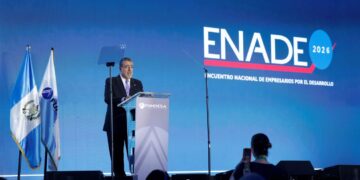 Presidente de Guatemala insiste en tres ejes para reducir índice de homicidios