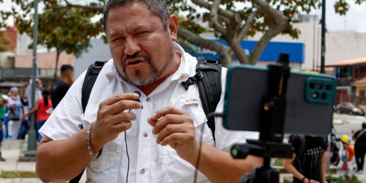 Periodista refugiado en Costa Rica propone “disparar a matar” contra mineros nicaragüenses en Crucitas