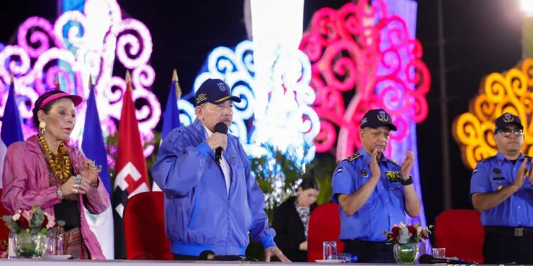 Codictadora Rosario Murillo purga a tres altos mandos policiales en Nicaragua