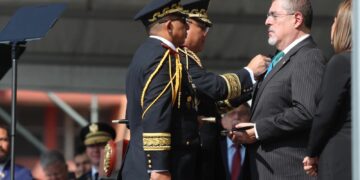 Revelan llamados a un golpe de Estado contra Bernardo Arévalo en Guatemala