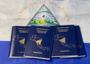 Exiliados nicaragüenses denuncian que el 97.5 % de trámites en consulados de su país fracasa